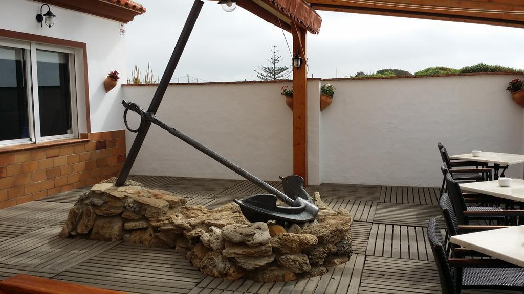 Hostal El Alferez Vejer de la Frontera Exterior photo